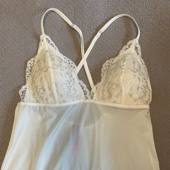 Bride Kimono with lace slip - Picture 2 of 2
